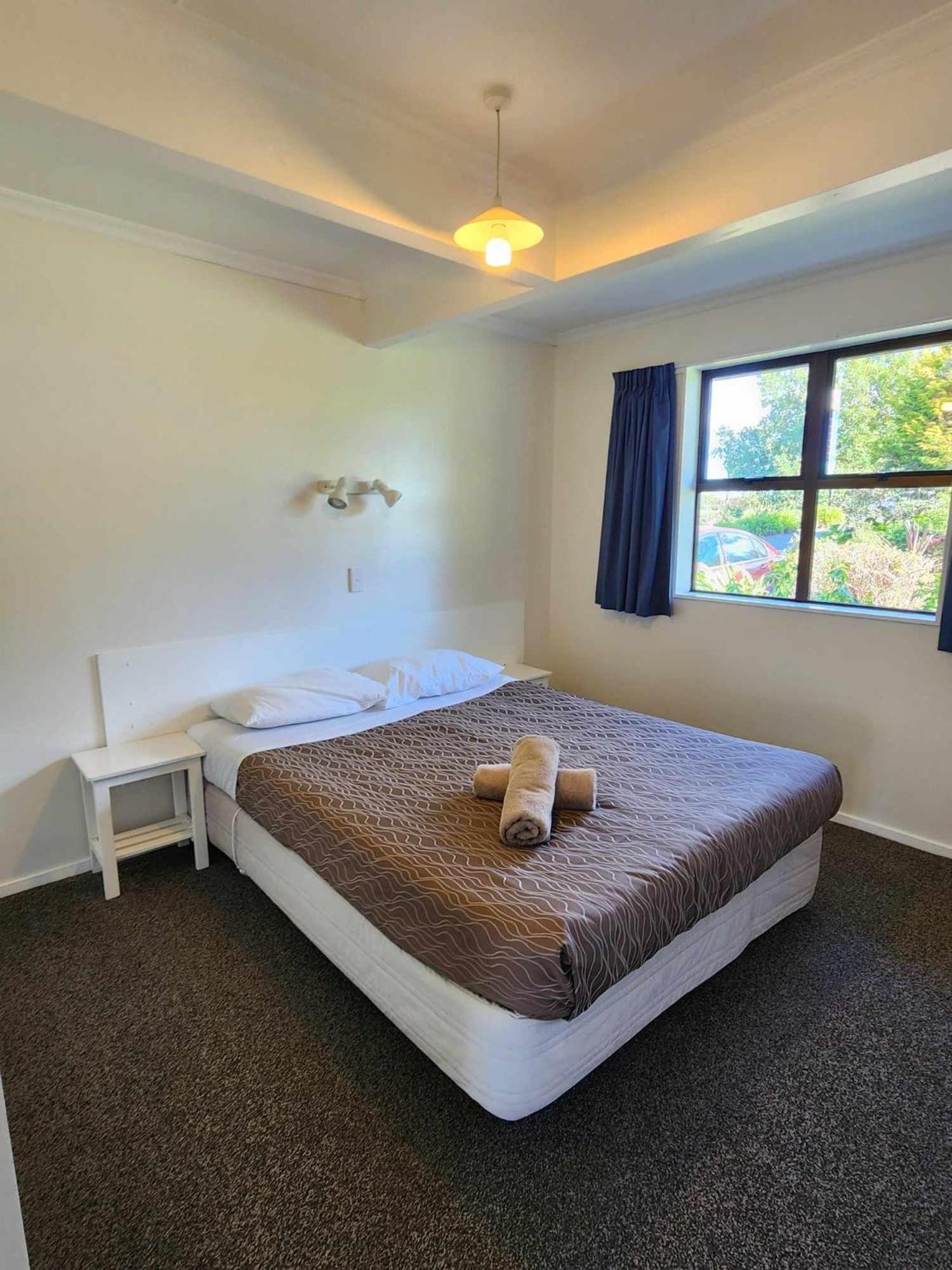 Bulls Motel & Holiday Park Halcombe Экстерьер фото