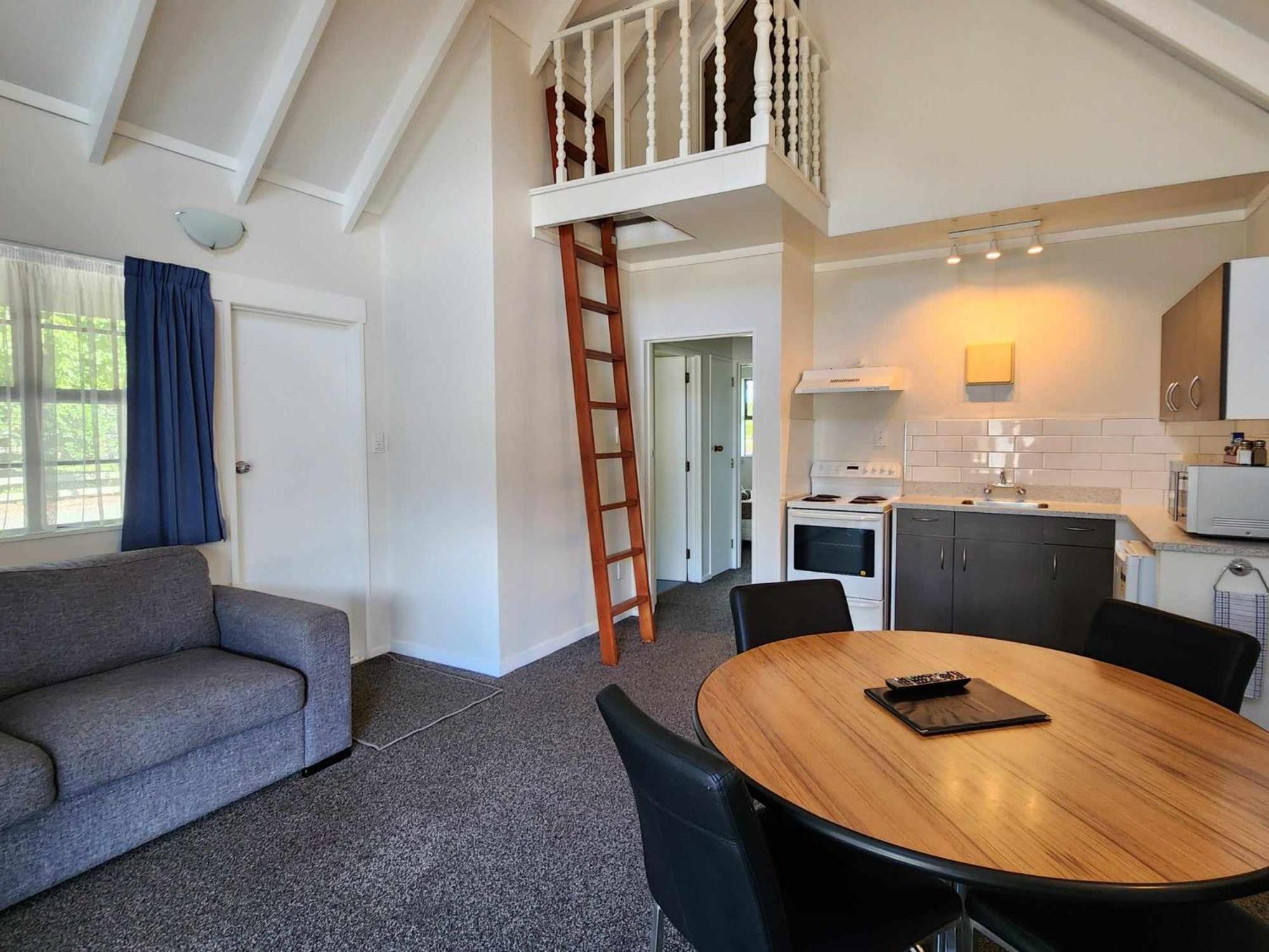 Bulls Motel & Holiday Park Halcombe Экстерьер фото